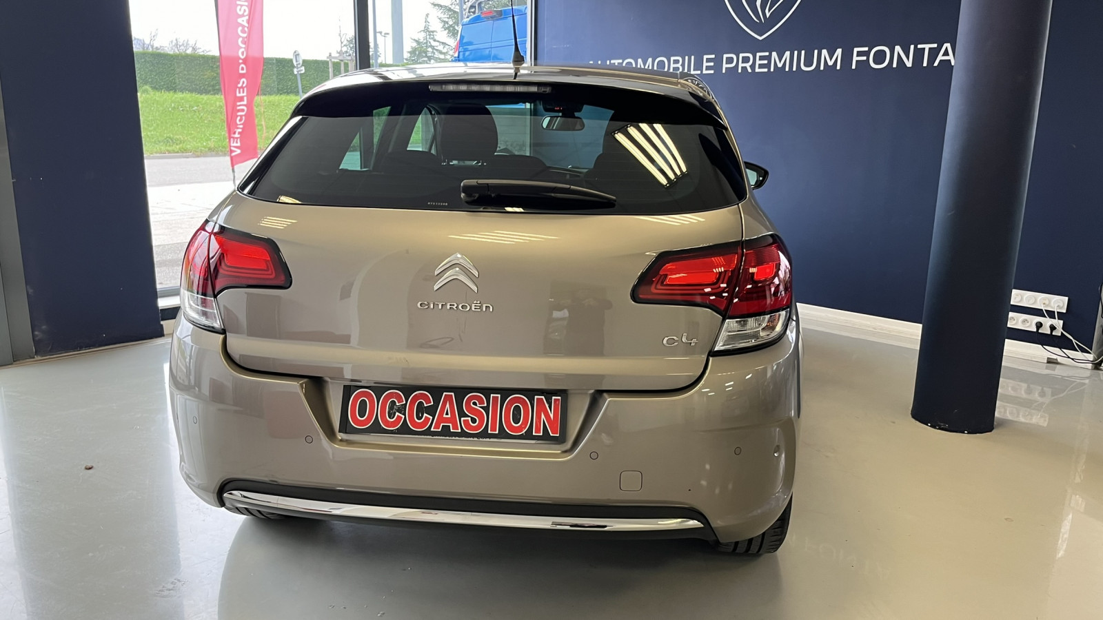 Véhicule d'occasion