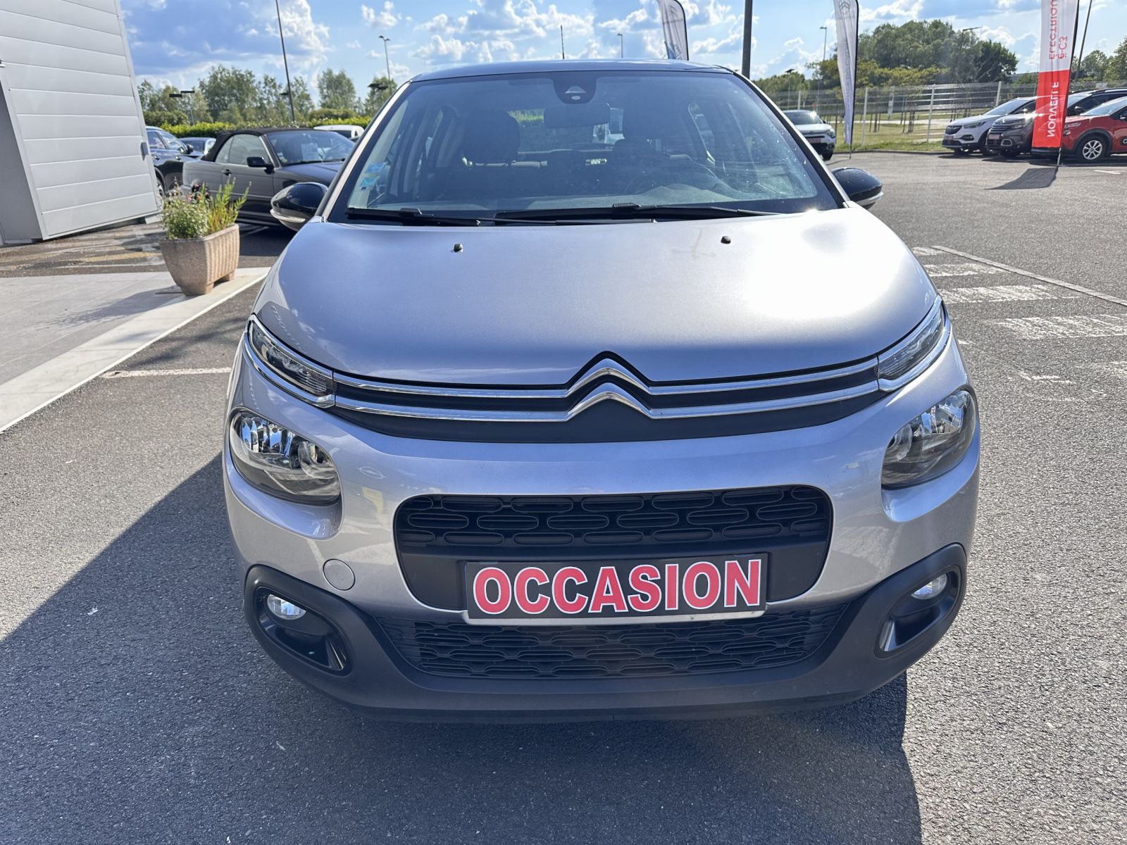 Véhicule d'occasion